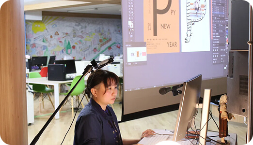 写真 : 社内勉強会